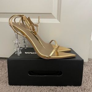 NWT Heels | Gold